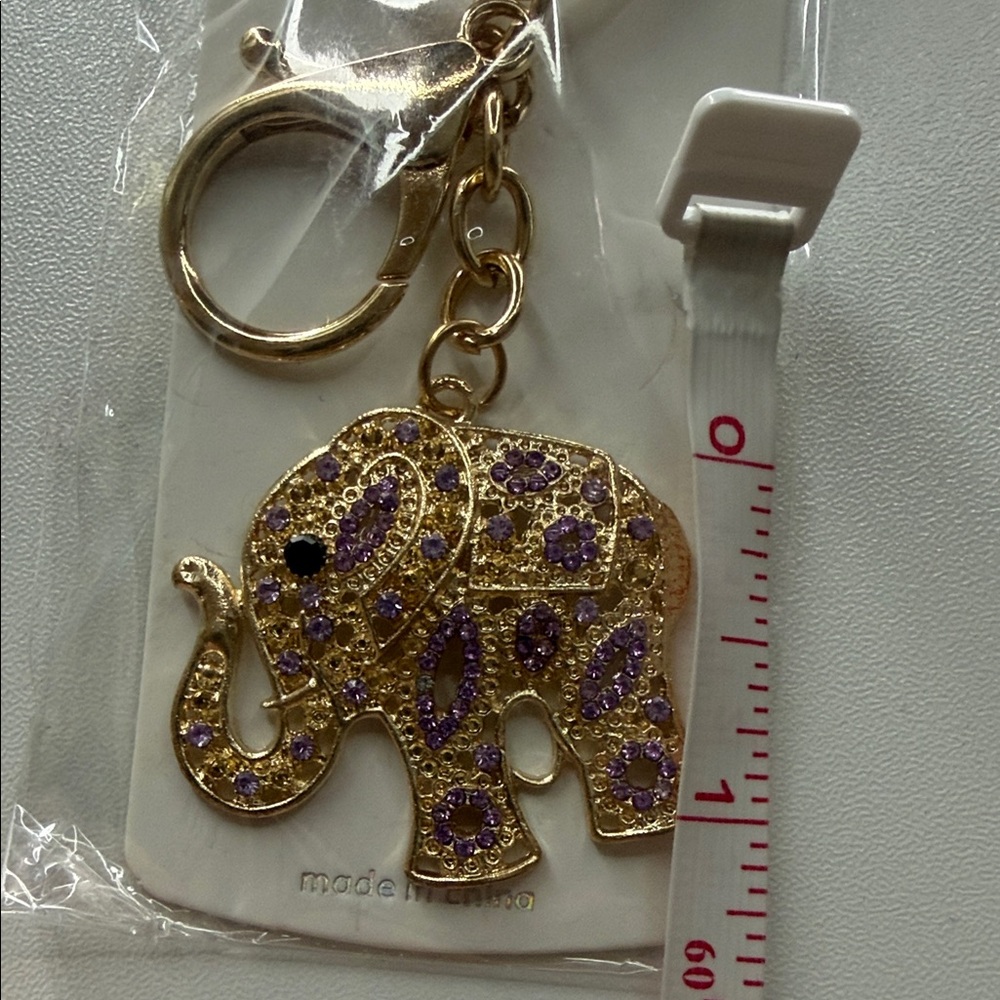 Elephant Keychain/Charm - Picture 2 of 2